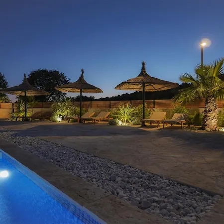 Lejlighed Lojena Luxury With Jacuzzi For 2