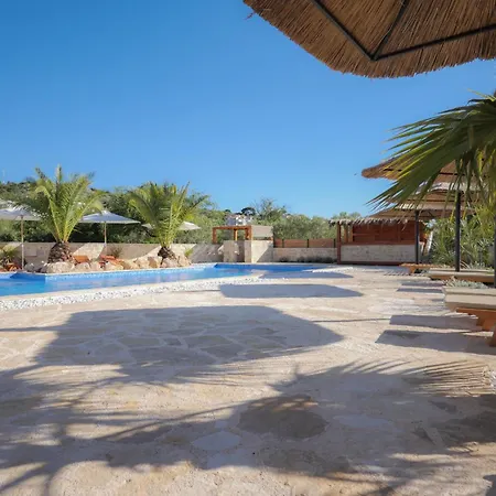 Lojena Luxury With Jacuzzi For 2 Apartment Murter