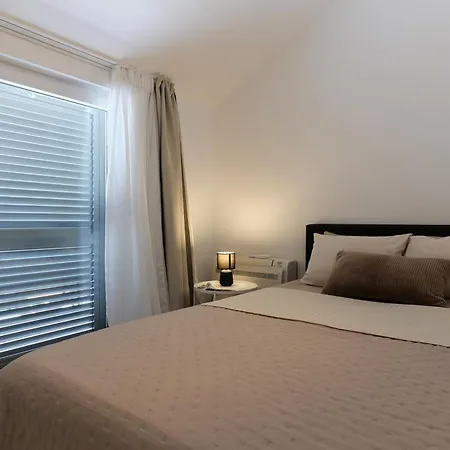 - Location - New Apartment Murter