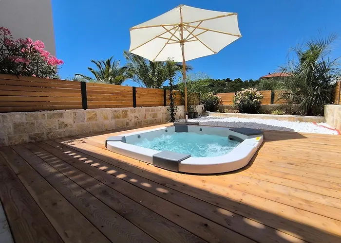 Appartement Lojena Luxury With Jacuzzi For 2 *